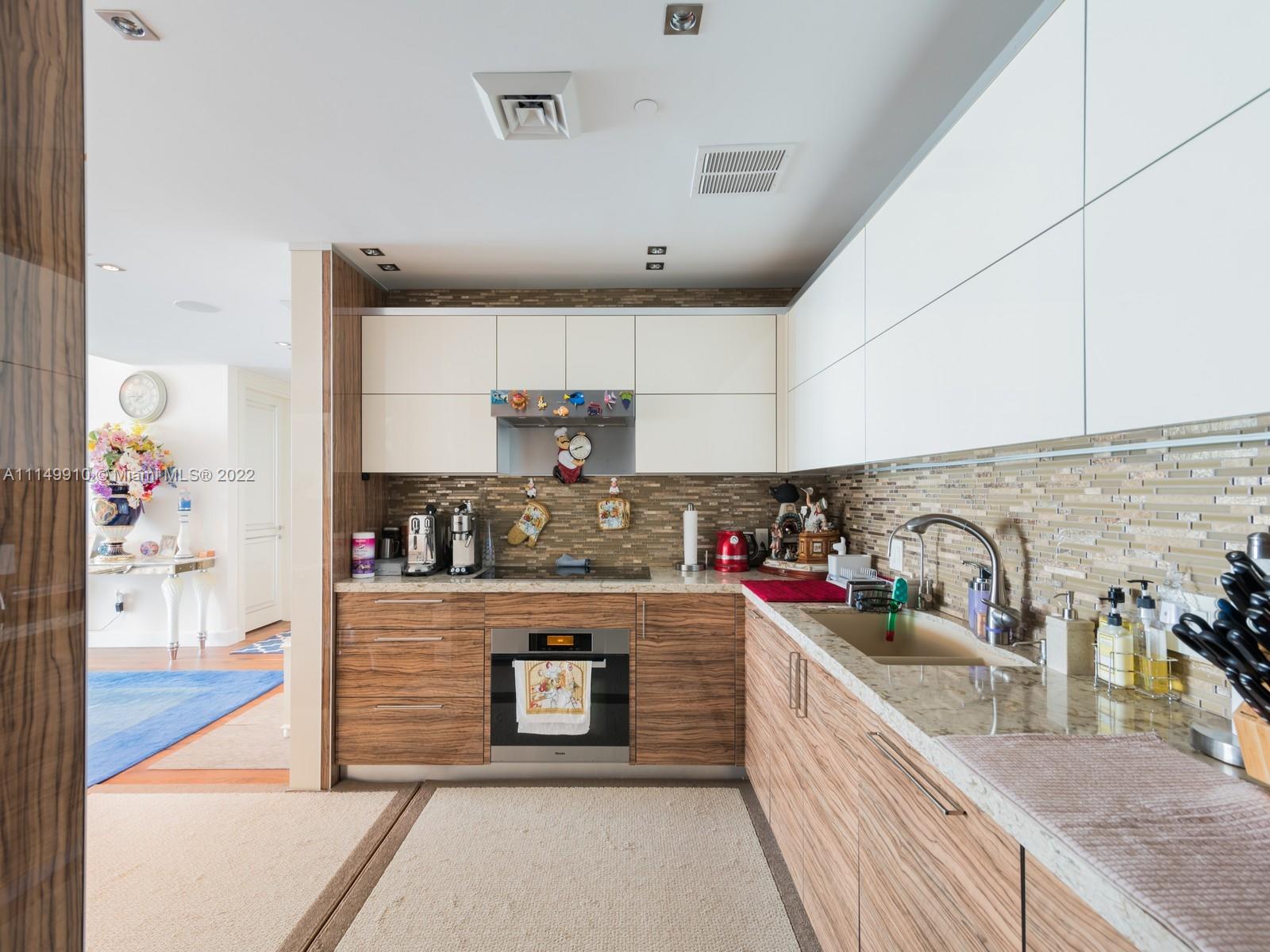 OCEANA KEY BISCAYNE CONDO - Residential