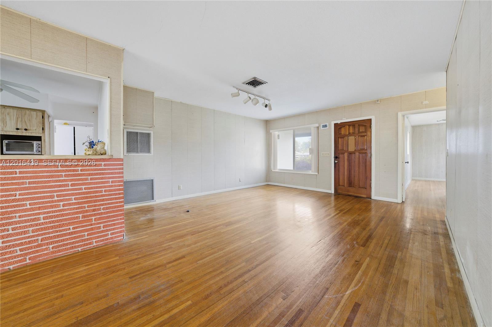 SHERIDAN PARK - Residential