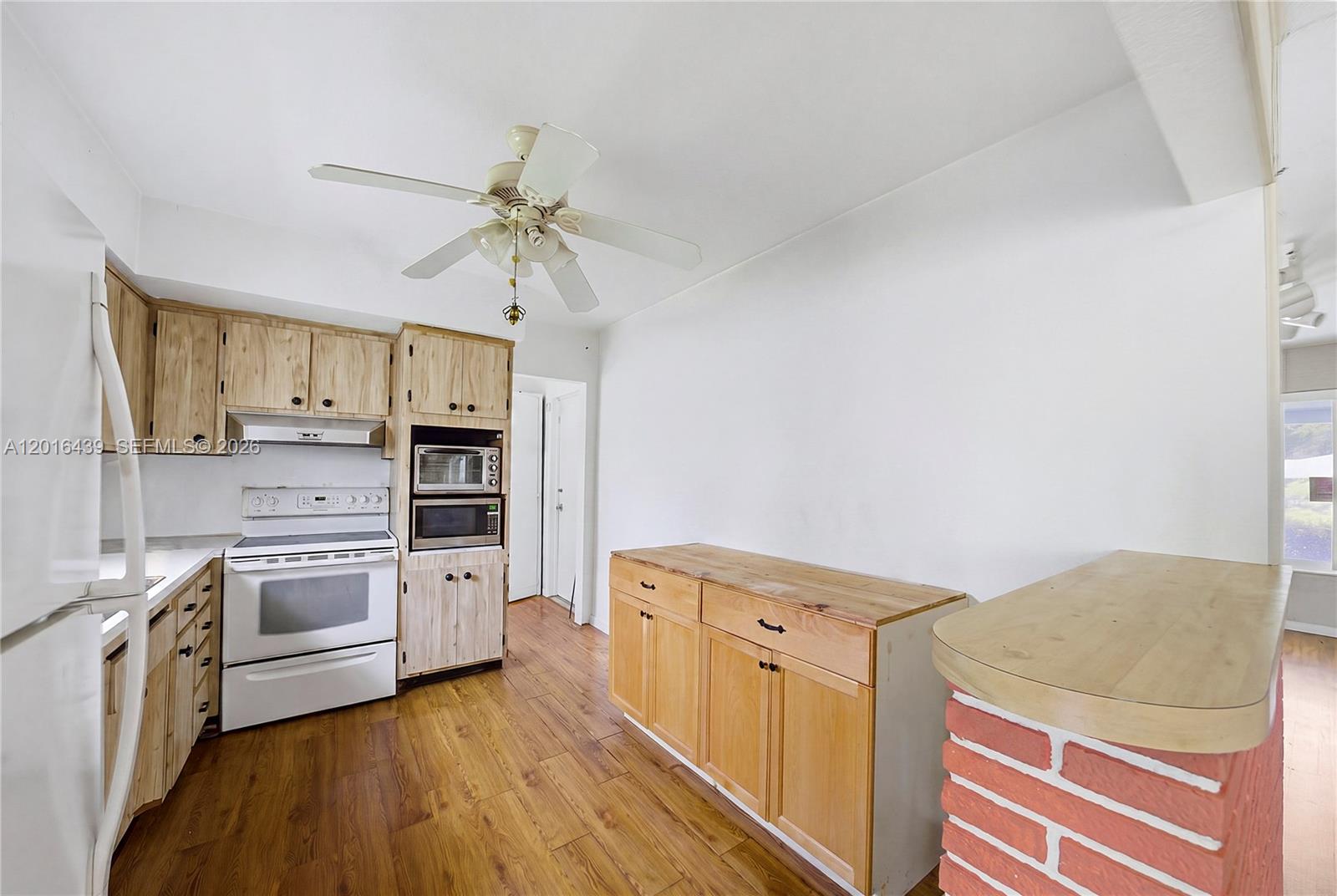 SHERIDAN PARK - Residential