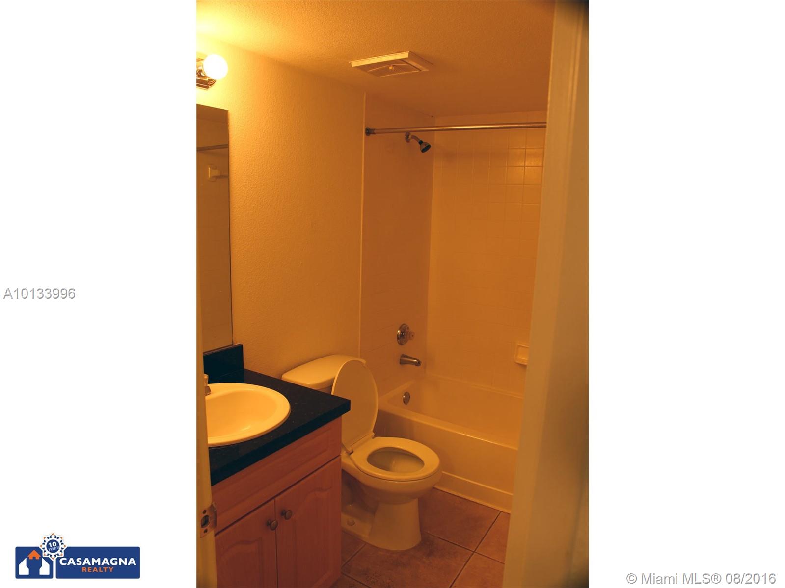 Villas De Venezia - Residential Lease