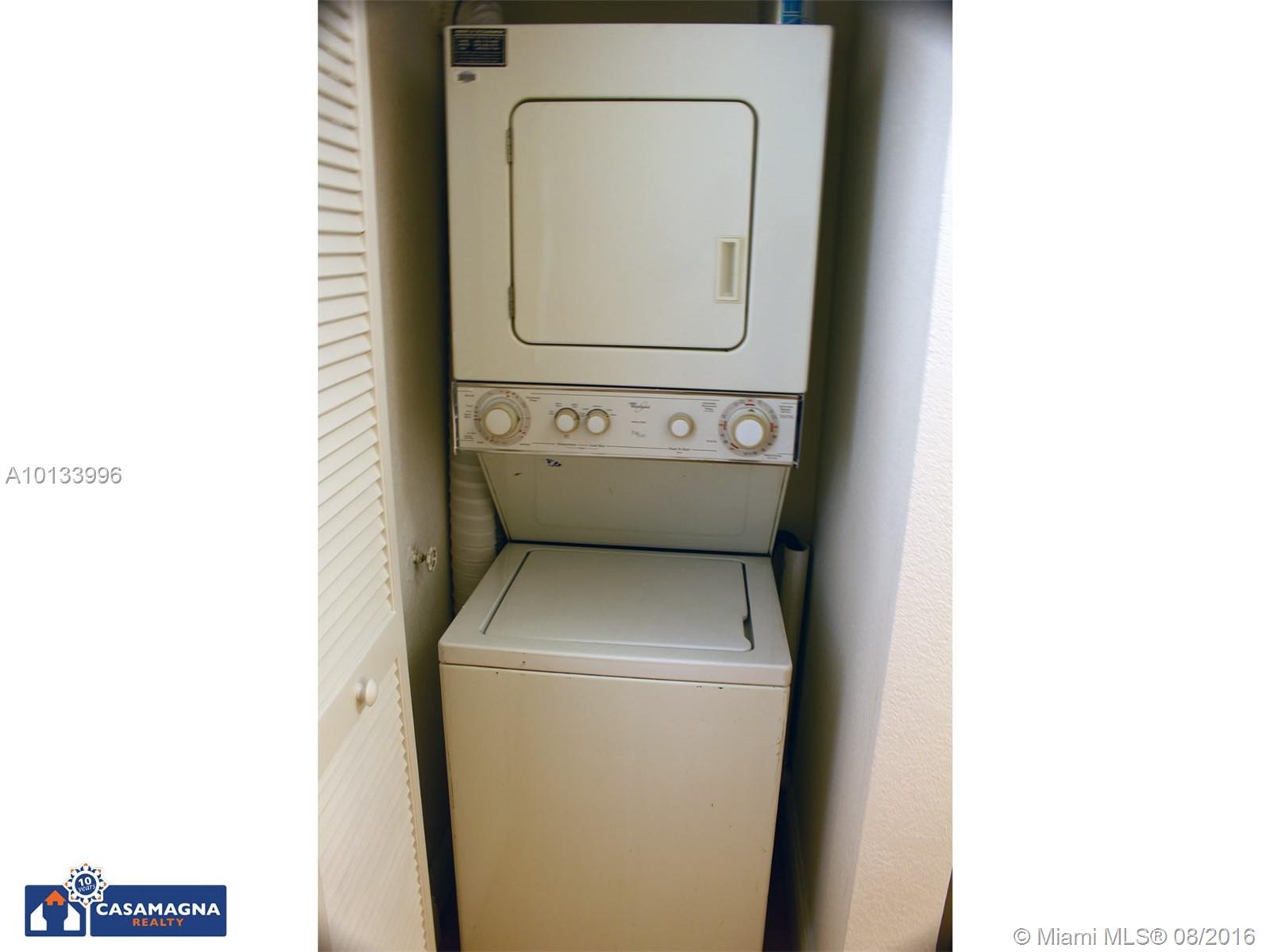 Villas De Venezia - Residential Lease