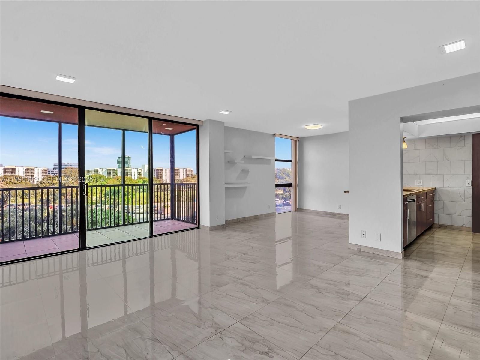 CORONADO CONDO- TOWER II - Residential Lease