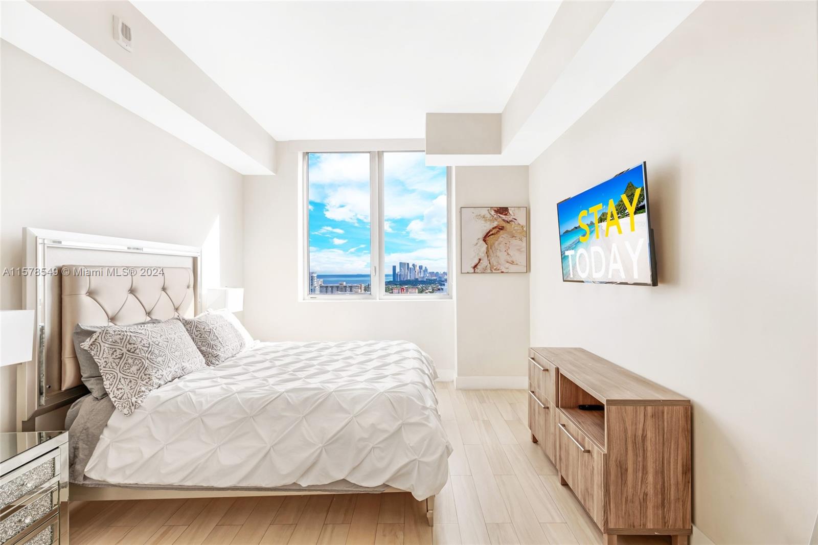 BEACHWALK CONDOMINIUM - Residential Lease