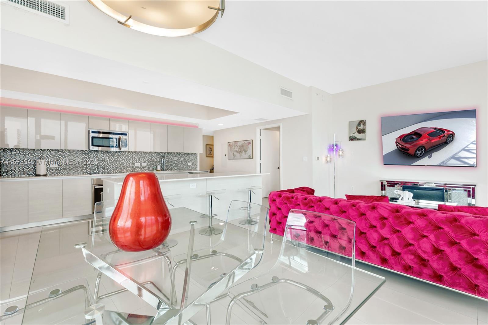 BEACHWALK CONDOMINIUM - Residential Lease