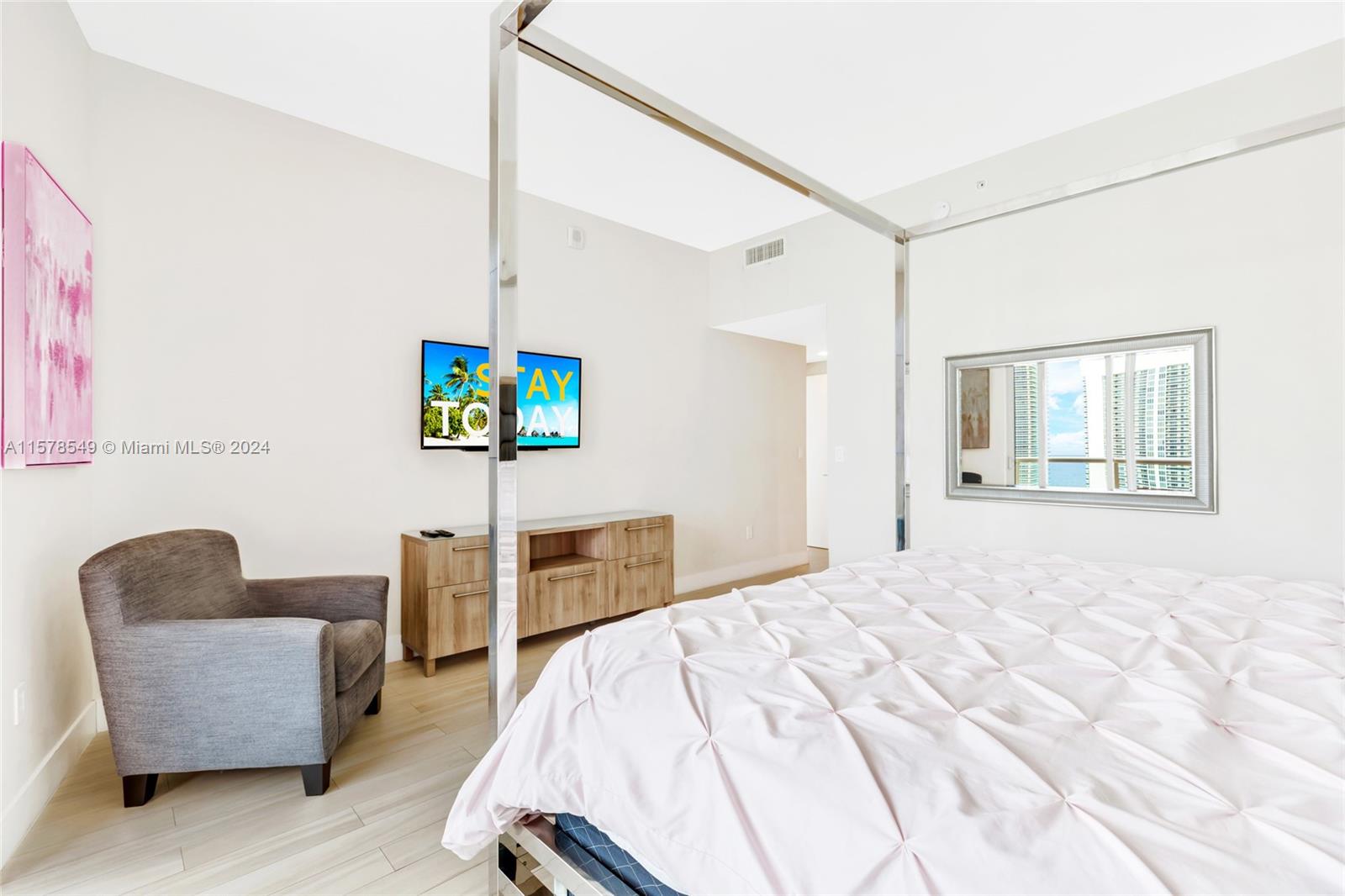 BEACHWALK CONDOMINIUM - Residential Lease