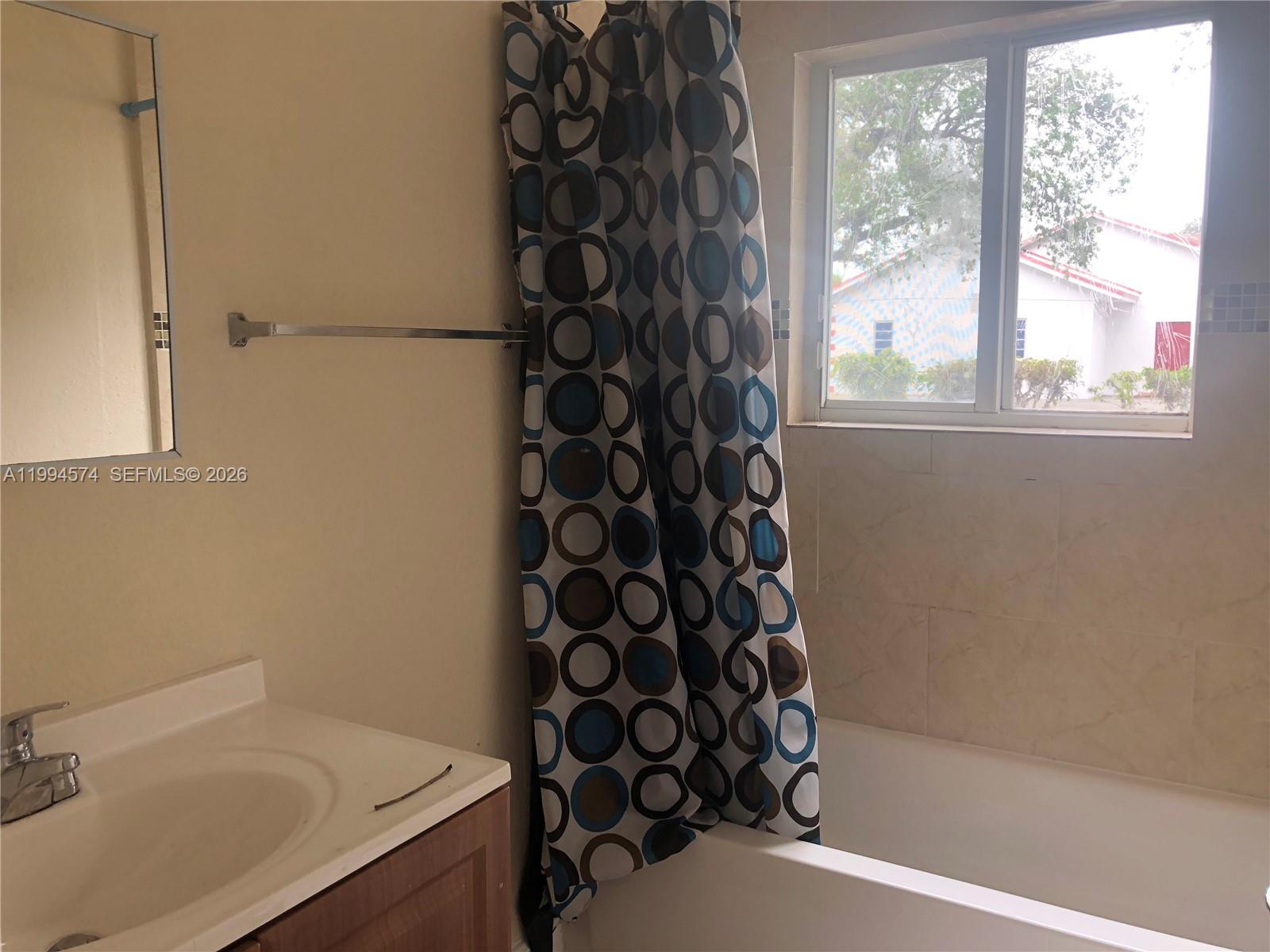 MAGNOLIA SUB - Residential Lease