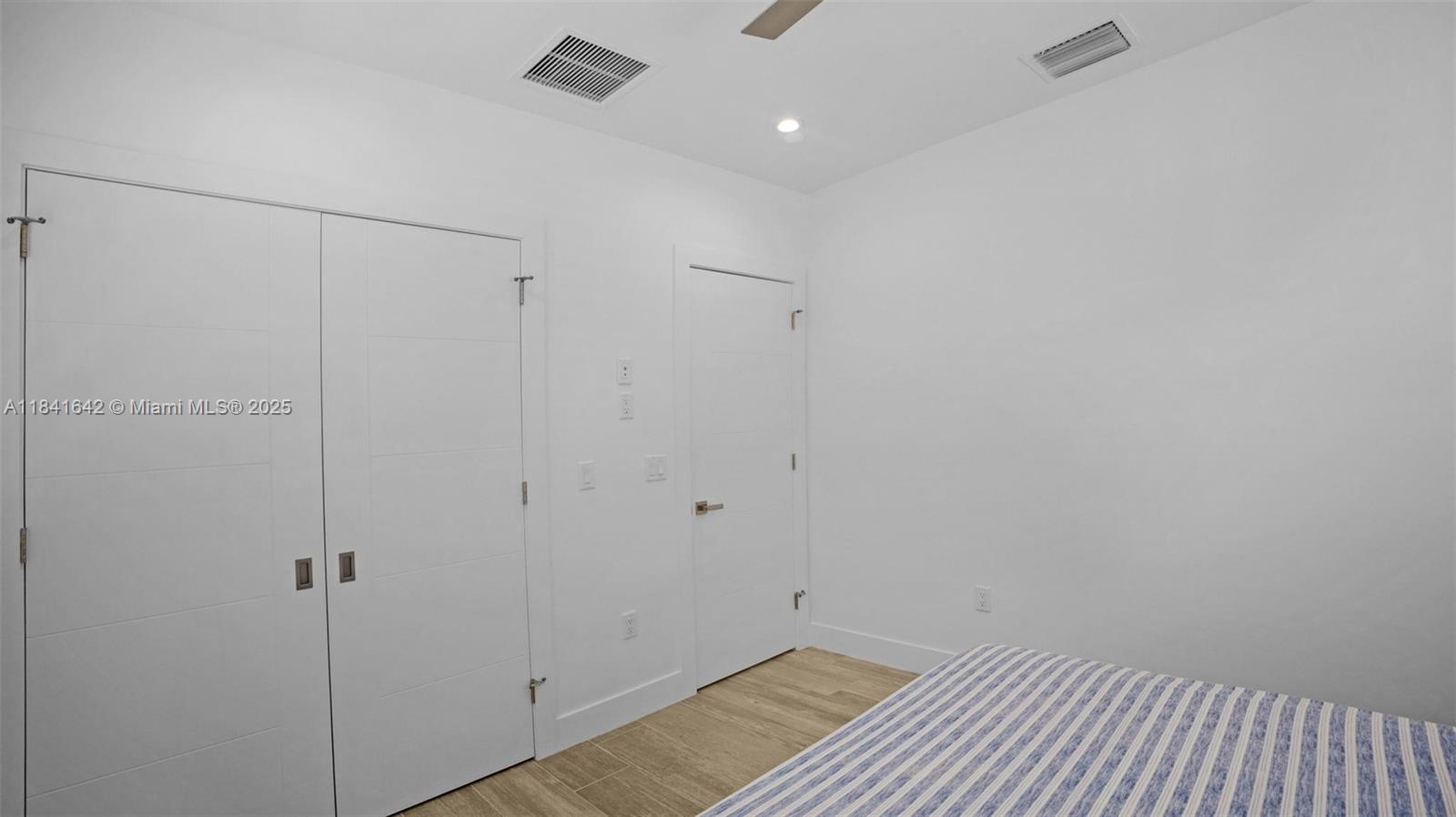 CROSS KEY WATERWAYS EST S - Residential