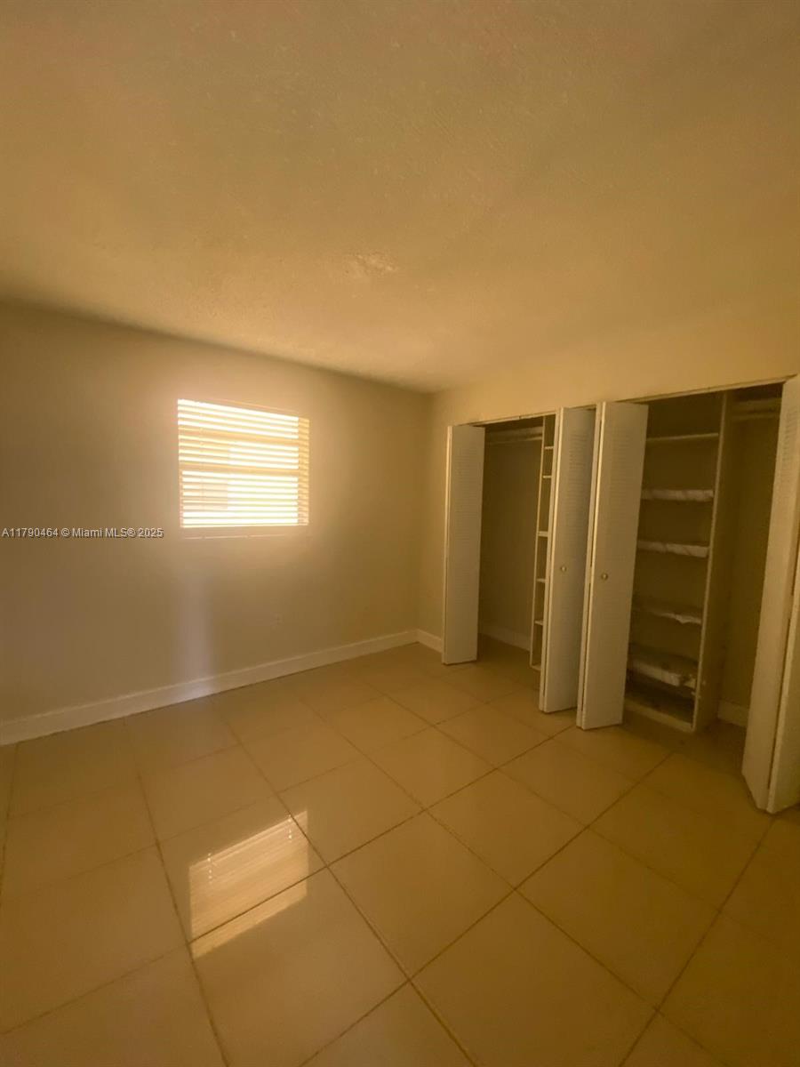 1555 W 44th Pl 218