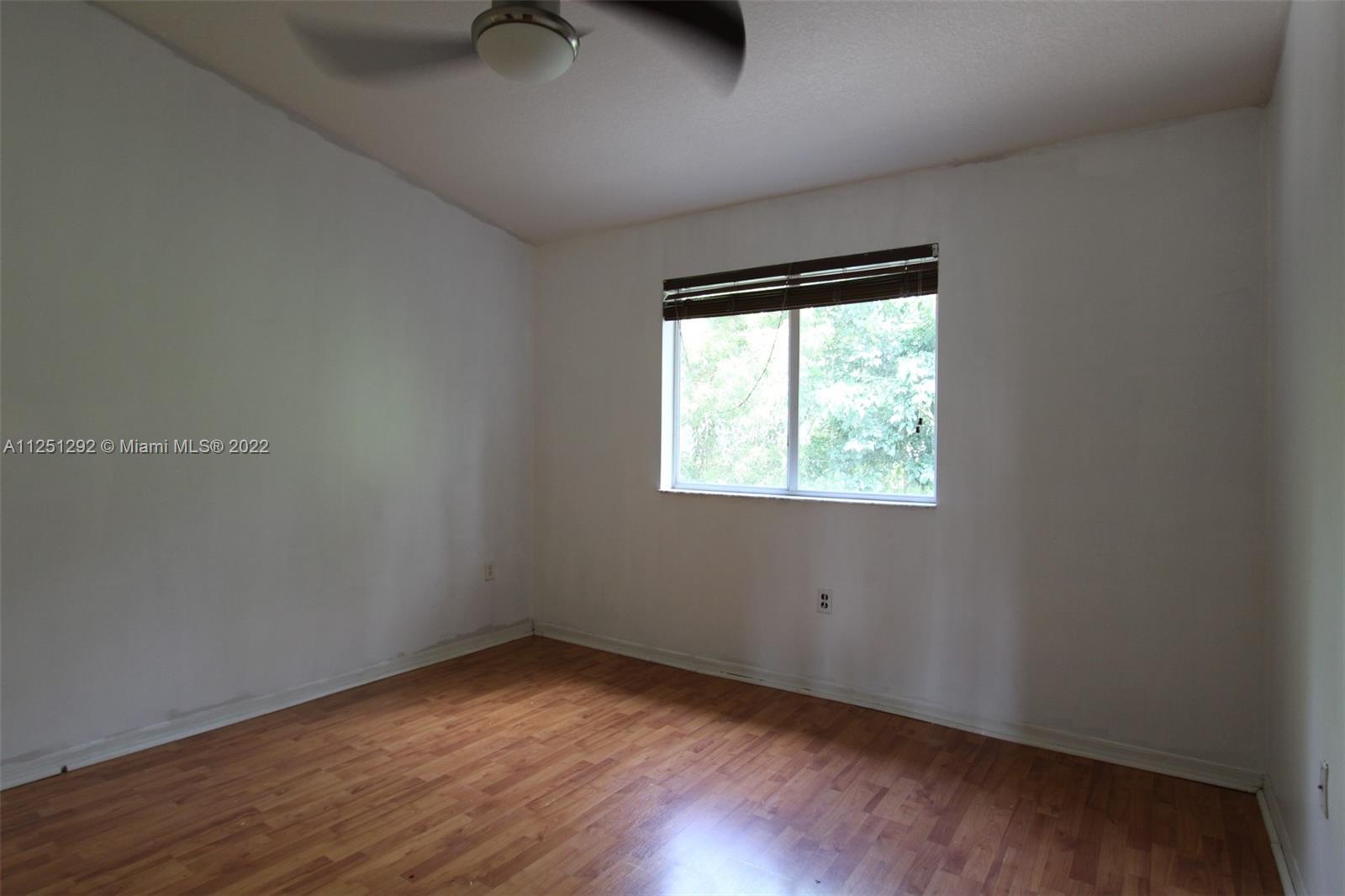 VENETIA GARDENS SOUTH CON - Residential Lease