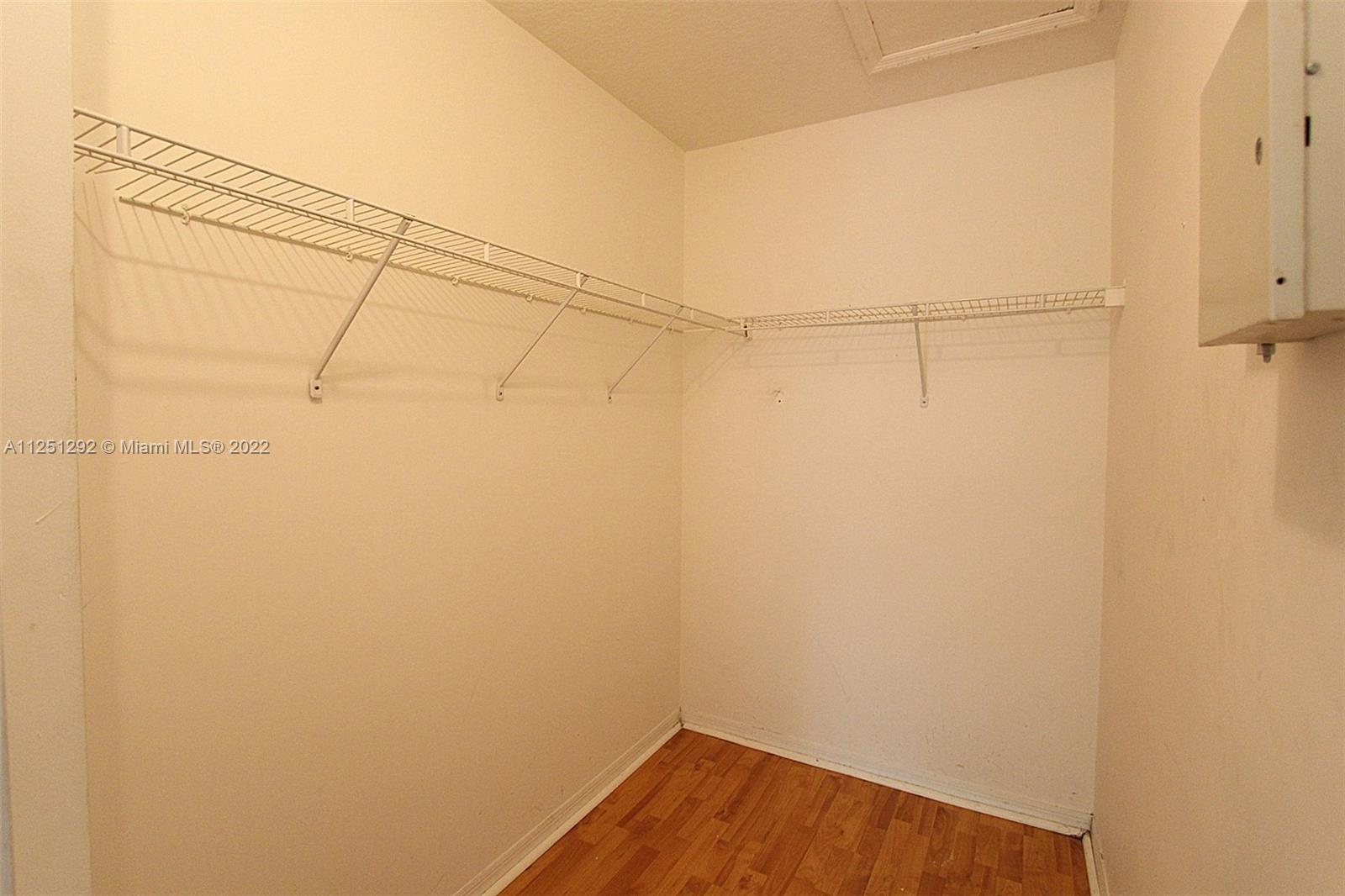 VENETIA GARDENS SOUTH CON - Residential Lease