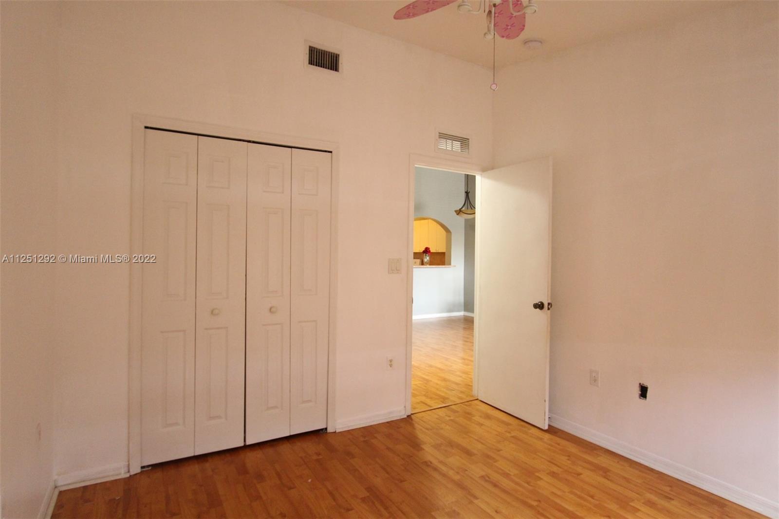 VENETIA GARDENS SOUTH CON - Residential Lease