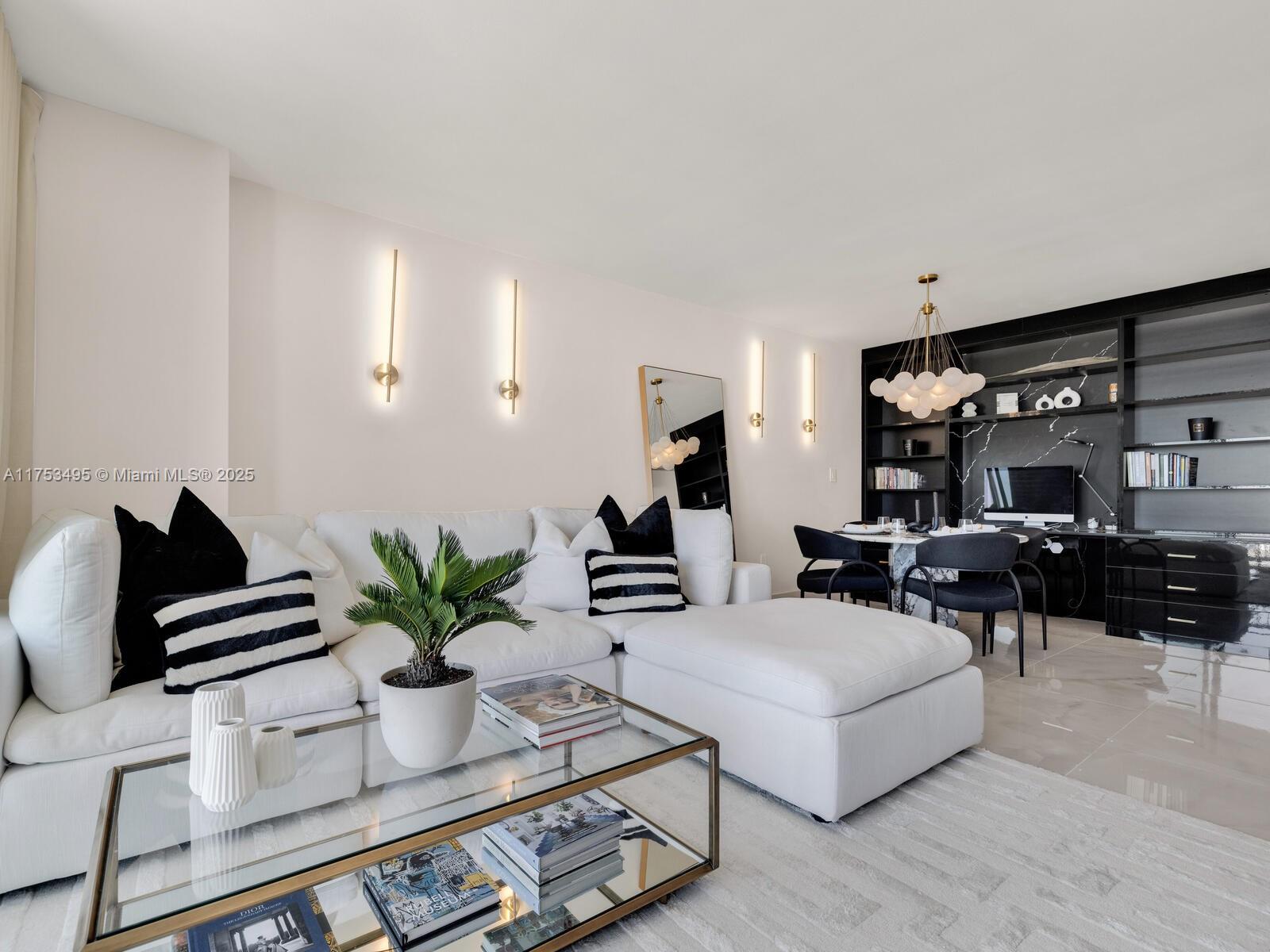 YACHT CLUB AT PORTOFINO C - Residential