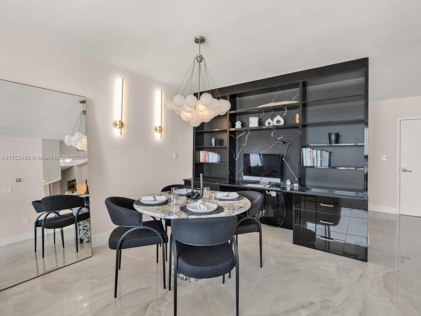 YACHT CLUB AT PORTOFINO C - Residential