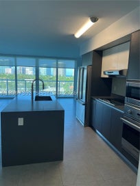 9821 E Bay Harbor Dr 805 Bay Harbor Islands FL 33154