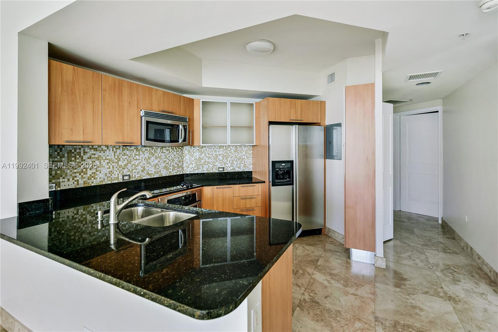 PLATINUM CONDO - Residential Lease