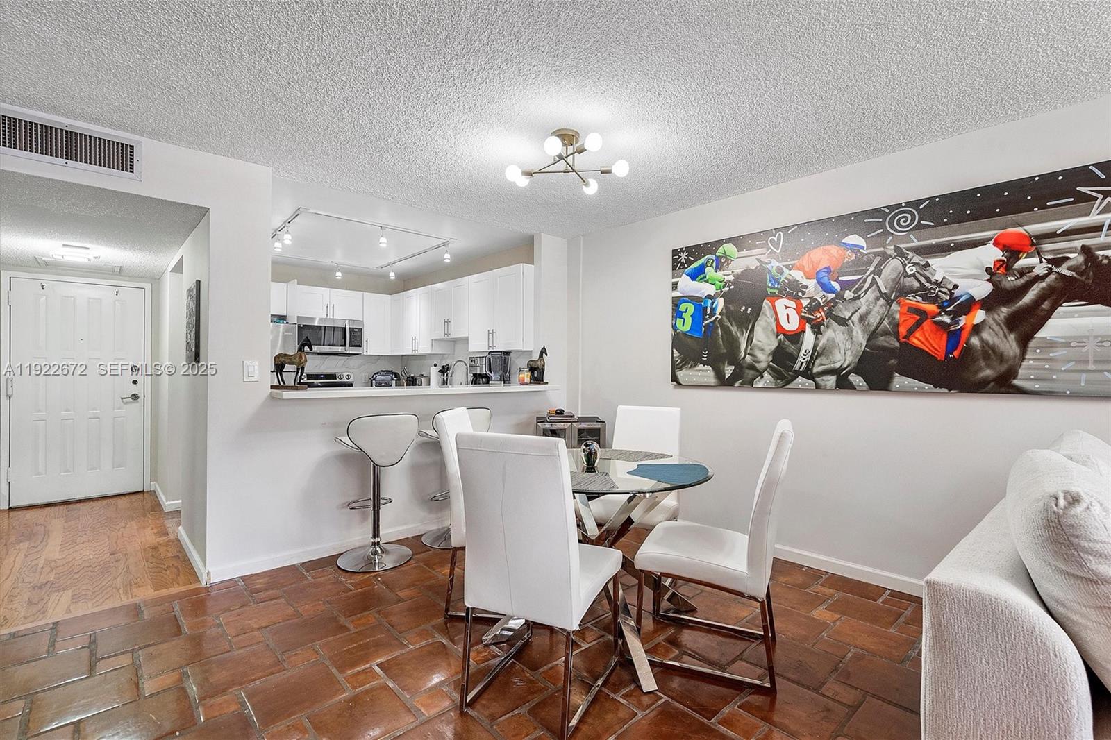 TOWERS OF OCEANVIEW SOUTH - Residential Lease