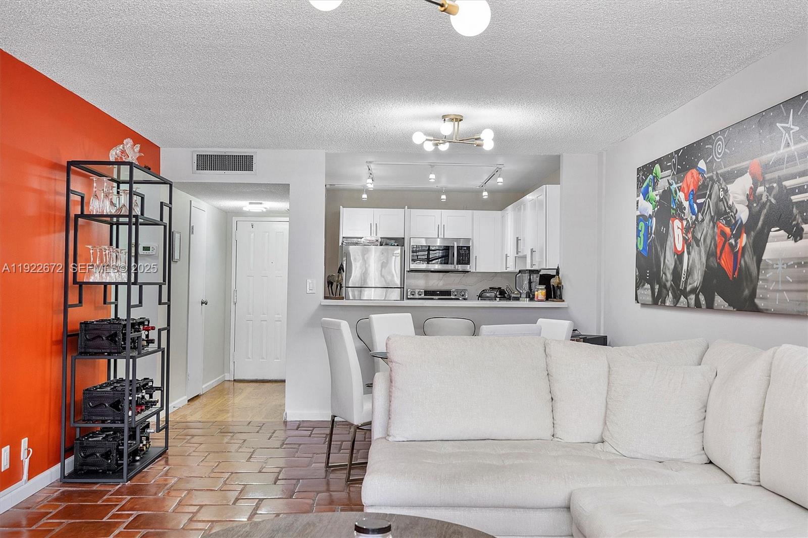 TOWERS OF OCEANVIEW SOUTH - Residential Lease