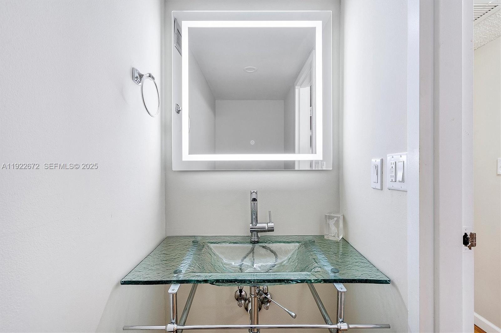 TOWERS OF OCEANVIEW SOUTH - Residential Lease