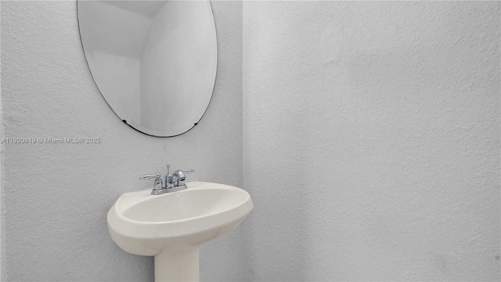 LAS TERRAZAS AT VIZCAYA C - Residential