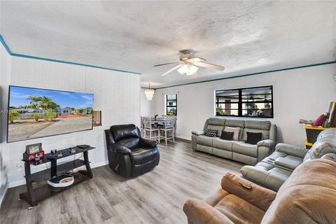 Single Family Residence in Hallandale Beach FL 600 3rd Ct 3.jpg