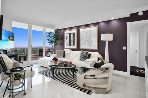 4775 Collins Ave 1806 Miami Beach FL 33140