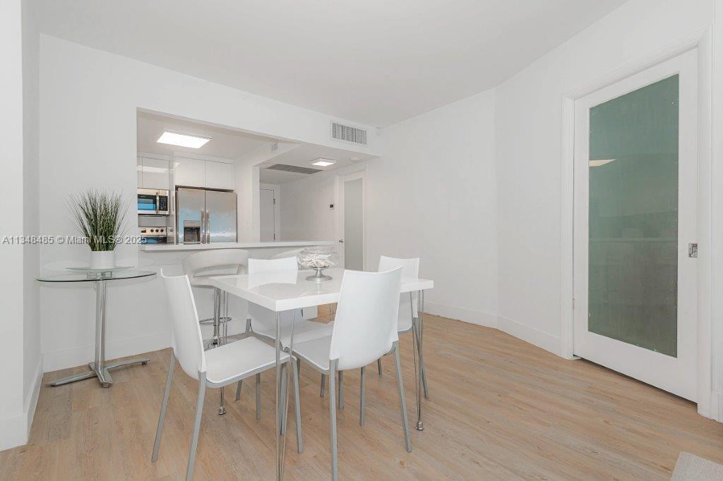 RONEY PALACE CONDO - Residential Lease