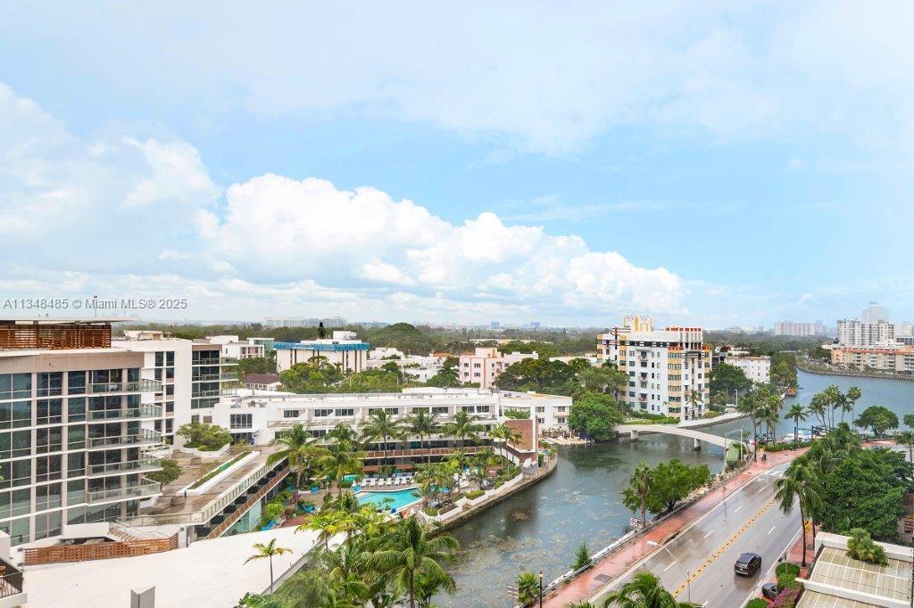 Rental Property at 2301 Collins Ave 927, Miami Beach, Miami-Dade County, Florida - Bedrooms: 1 
Bathrooms: 1  - $4,500 MO.