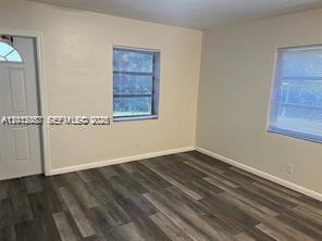 715 NE 6th St 1-3