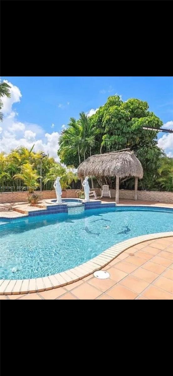 DEVON-AIRE ESTATES SEC 4 - Residential