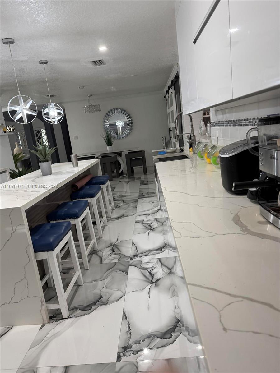 DEVON-AIRE ESTATES SEC 4 - Residential