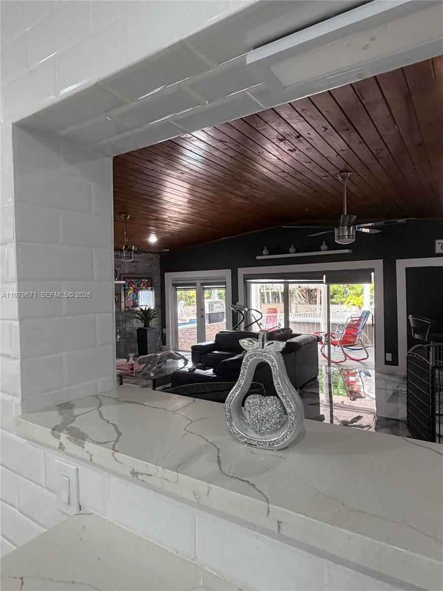 DEVON-AIRE ESTATES SEC 4 - Residential