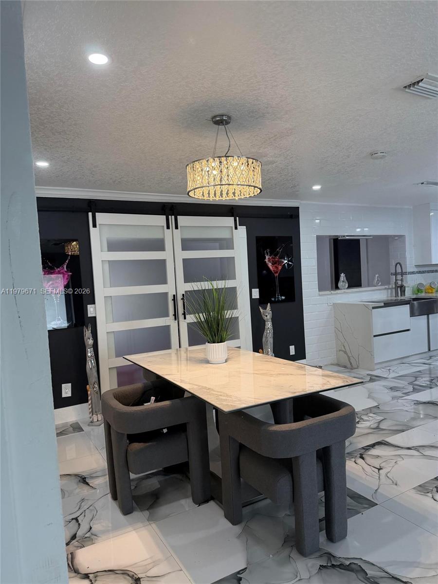 DEVON-AIRE ESTATES SEC 4 - Residential