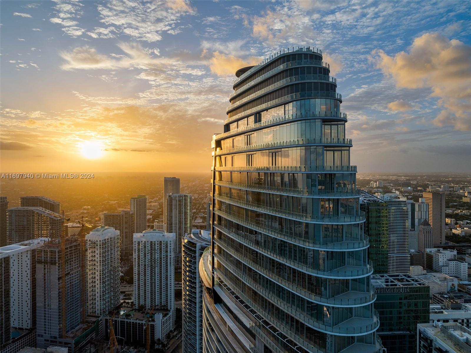 ASTON MARTIN RESIDENCES - Residential