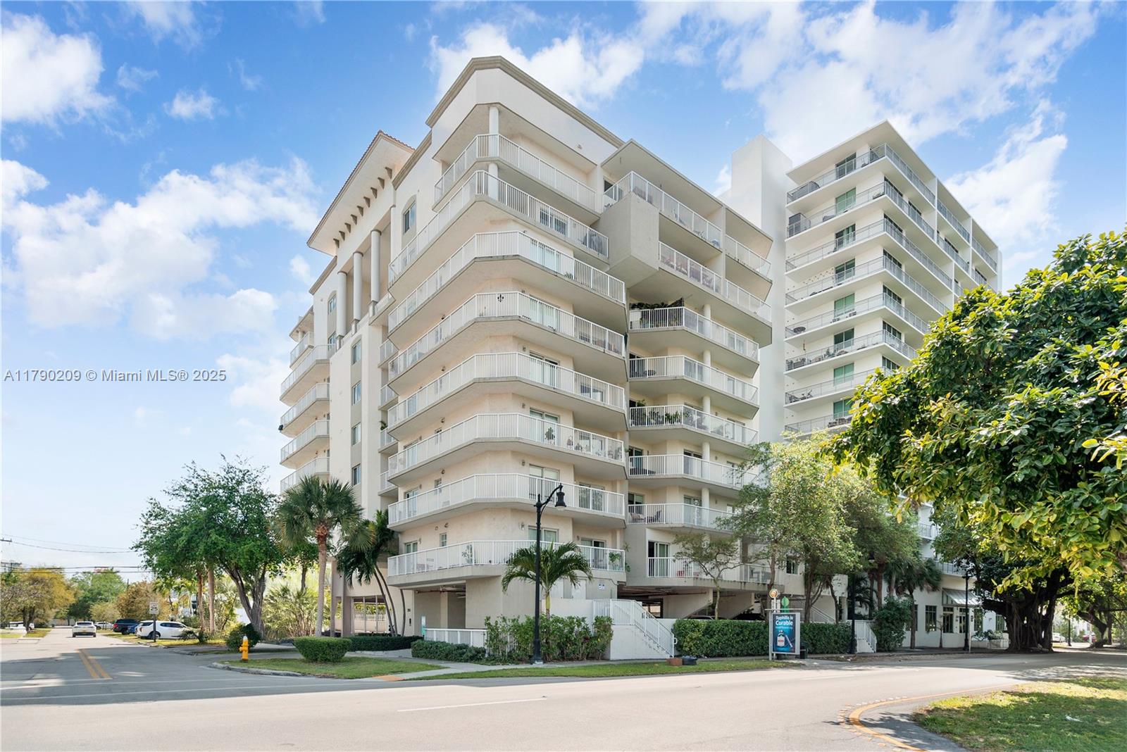 Rental Property at 280 Sw 20th Rd 401, Miami, Broward County, Florida - Bedrooms: 2 
Bathrooms: 2  - $2,800 MO.