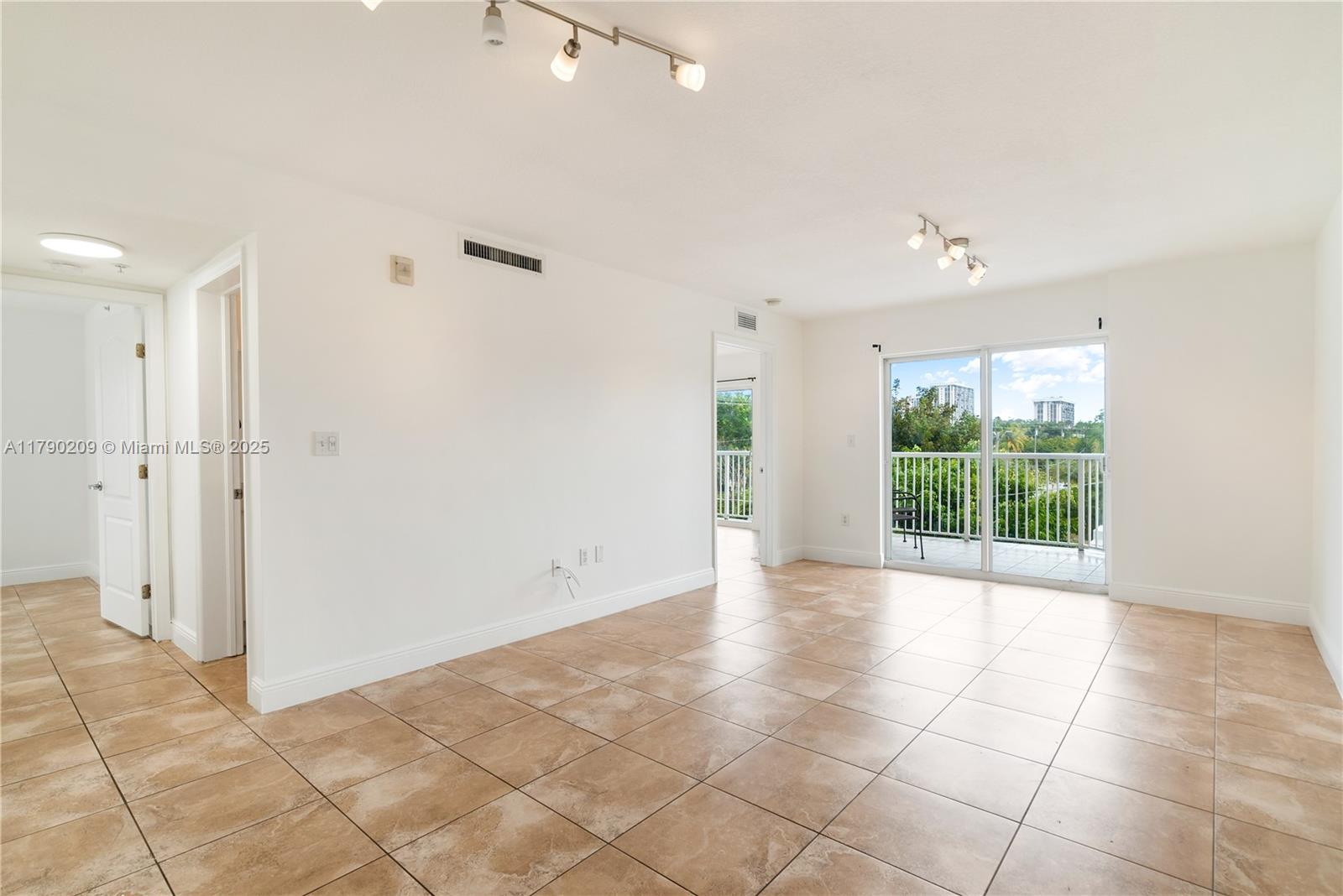 280 SW 20th Rd 401