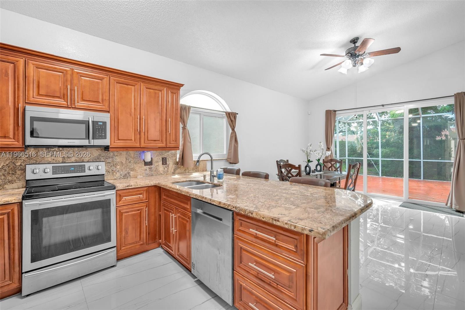 TOWNGATE - Residential