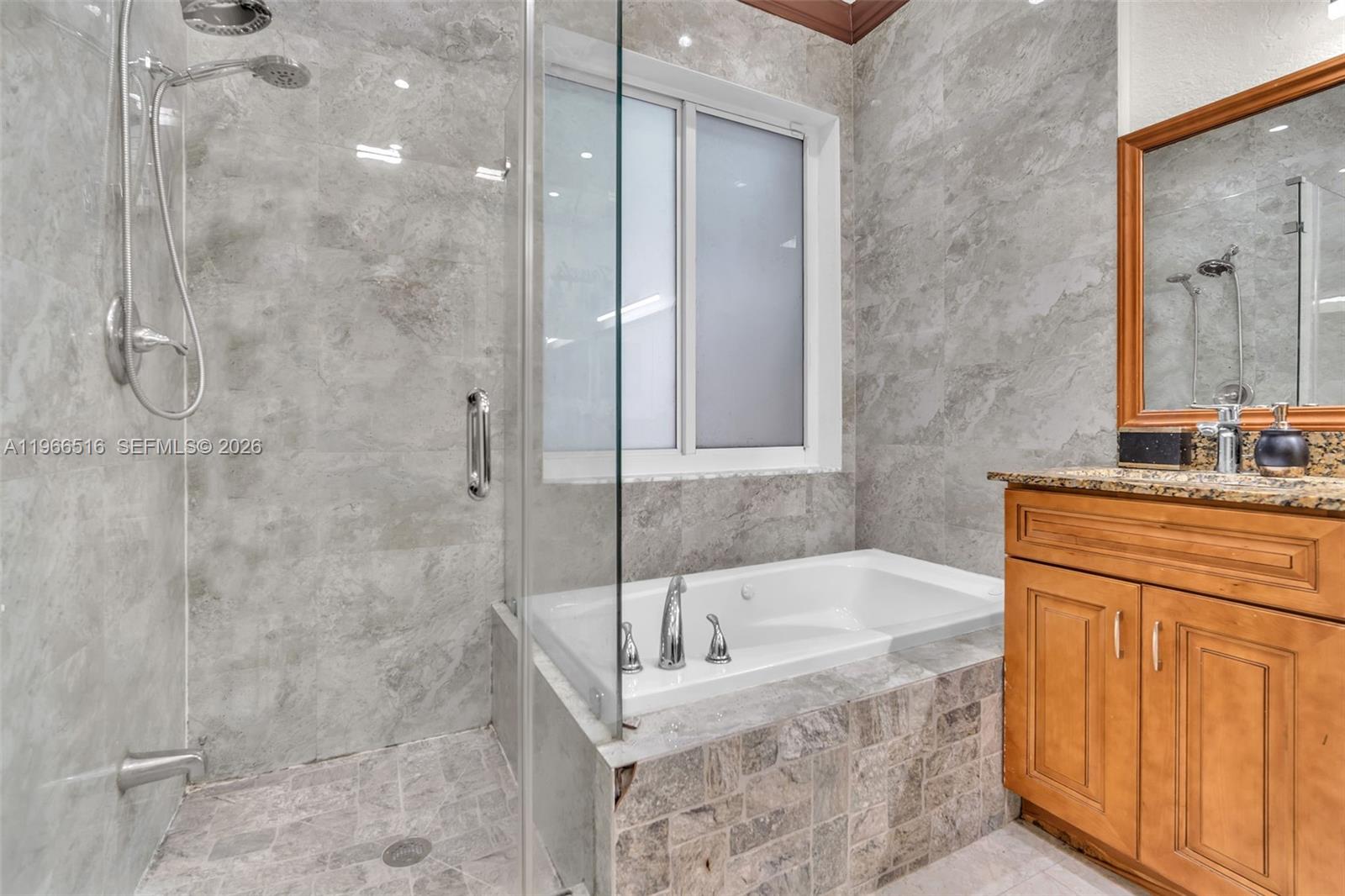 TOWNGATE - Residential