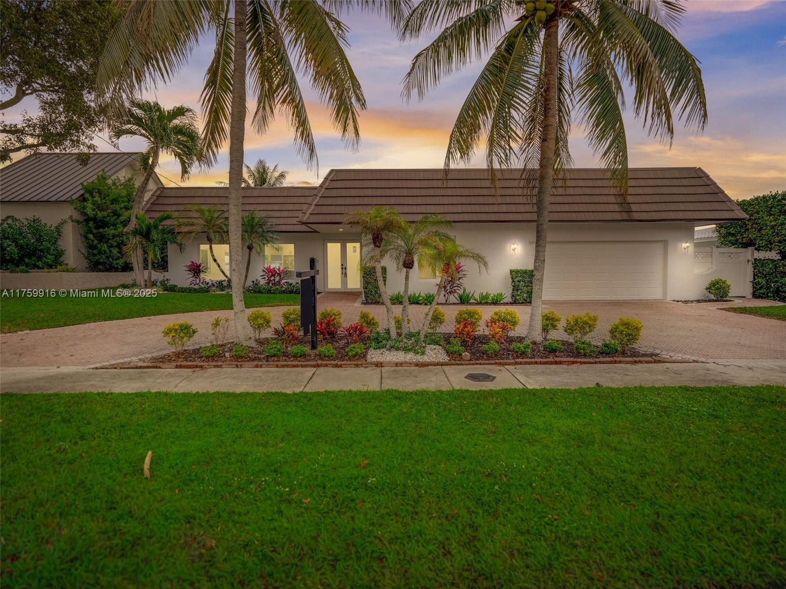 CORAL KEY VILLAS 6TH SEC - Residential