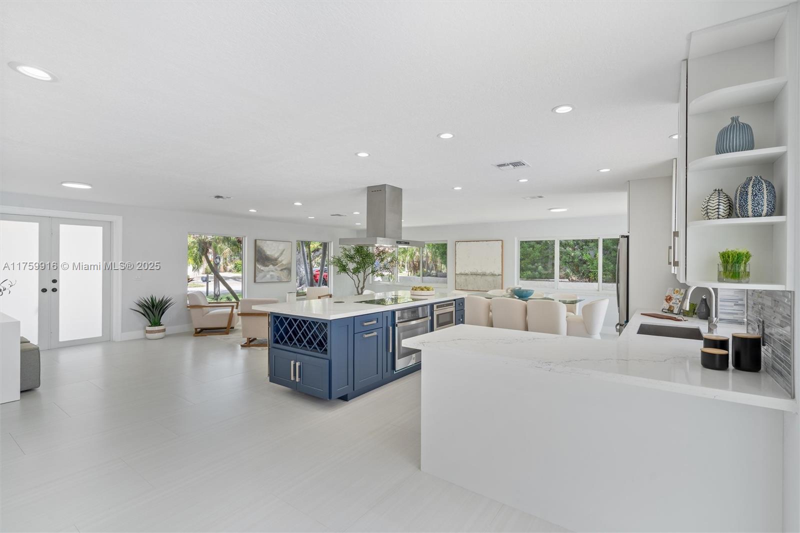 CORAL KEY VILLAS 6TH SEC - Residential