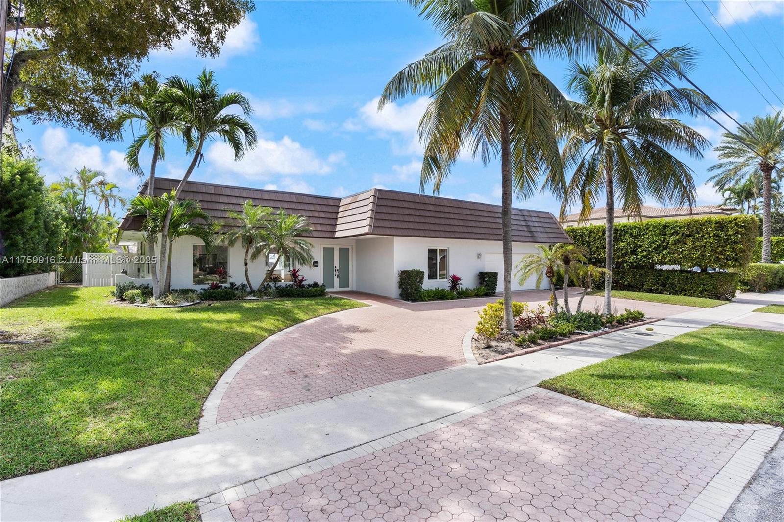 CORAL KEY VILLAS 6TH SEC - Residential