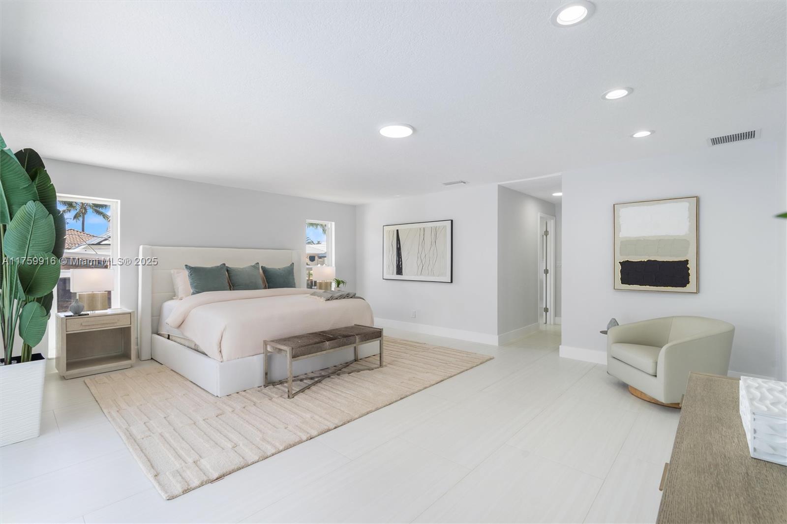 CORAL KEY VILLAS 6TH SEC - Residential