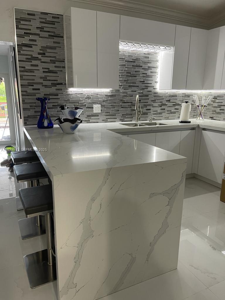 SUNSET HARBOUR SEC V - Residential Lease