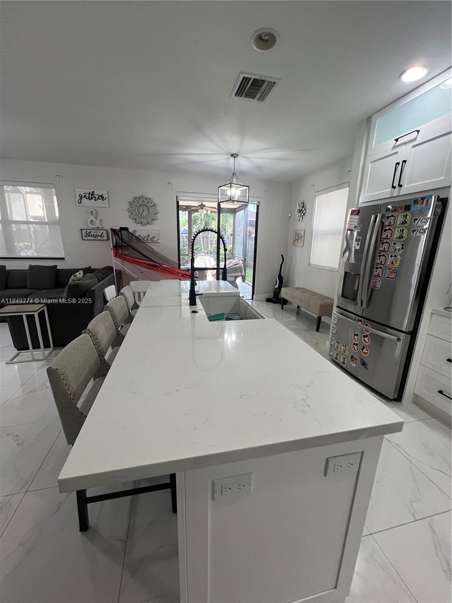 16548 SW 43rd Ln, Miami, FL, 33185/$799,990 3 16548 SW 43rd Ln