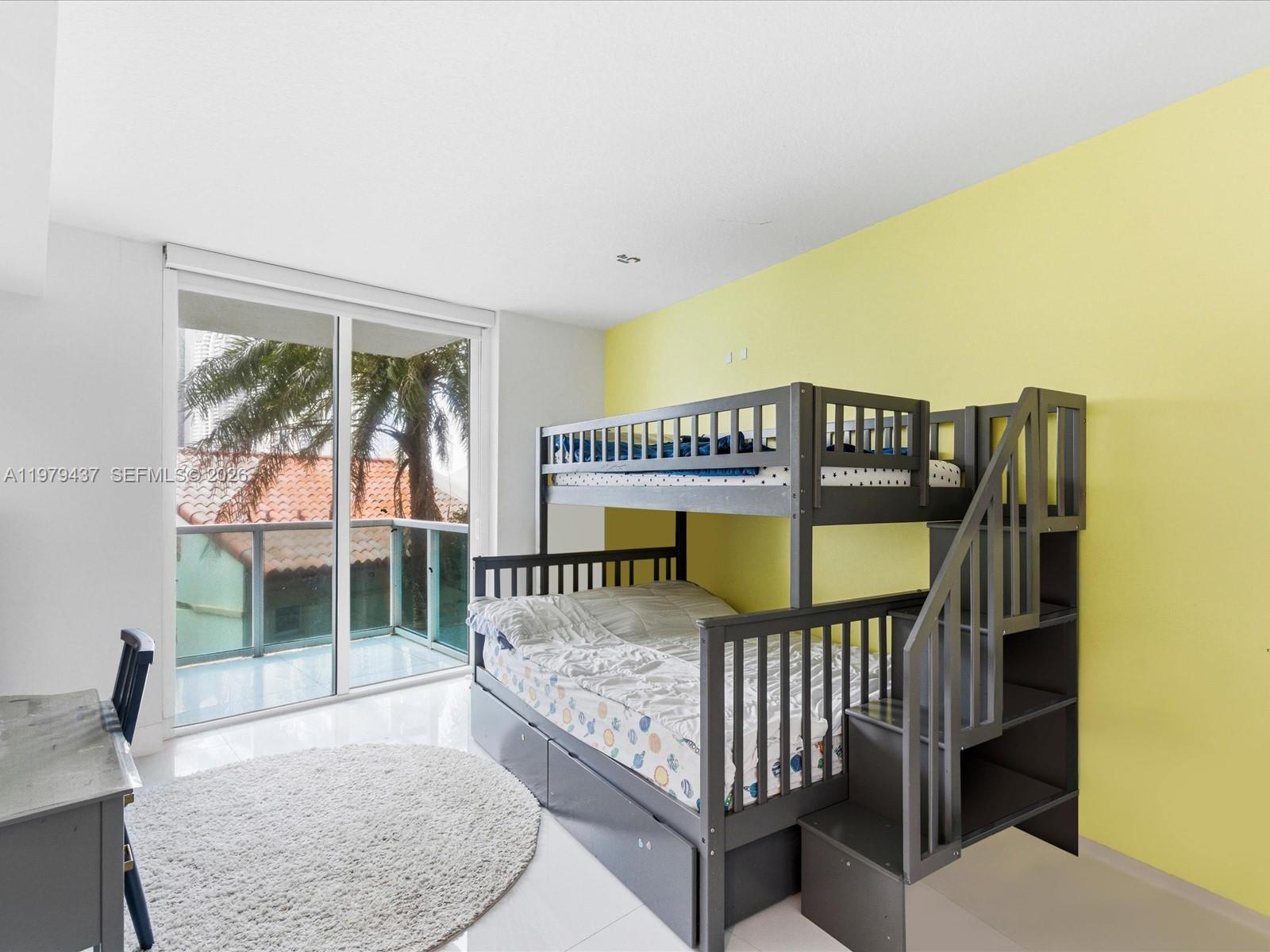 ST TROPEZ ON THE BAY II C - Residential