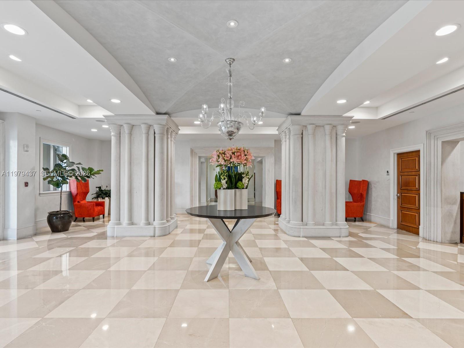 ST TROPEZ ON THE BAY II C - Residential