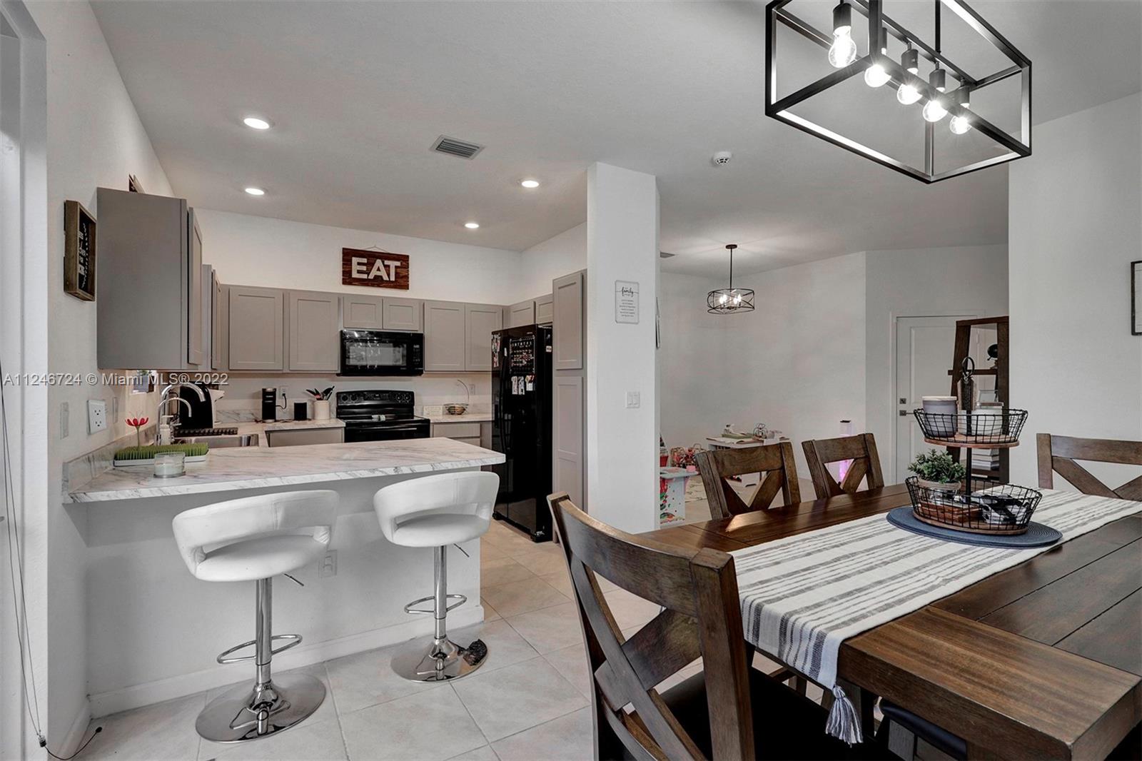WALDEN PLACE II - Residential