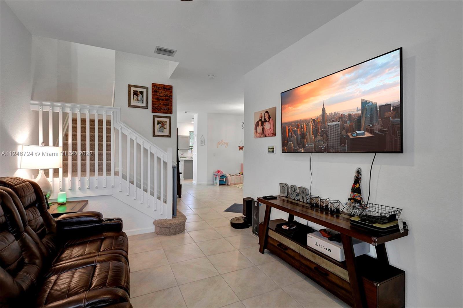 WALDEN PLACE II - Residential