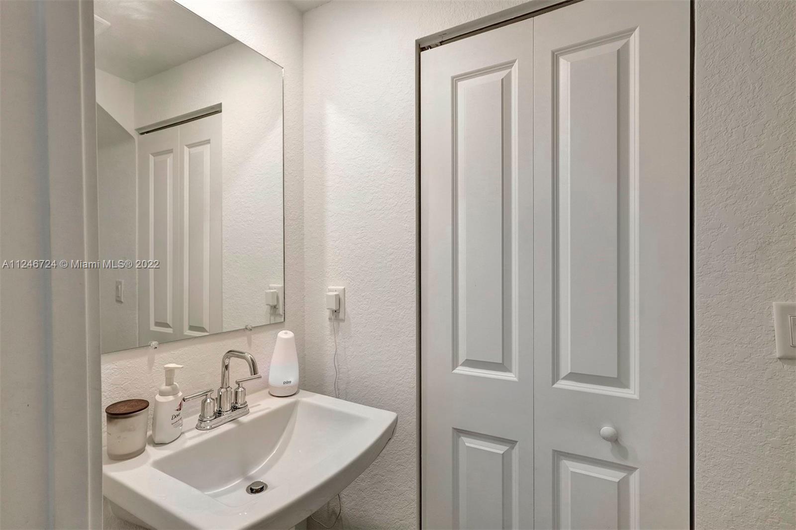 WALDEN PLACE II - Residential