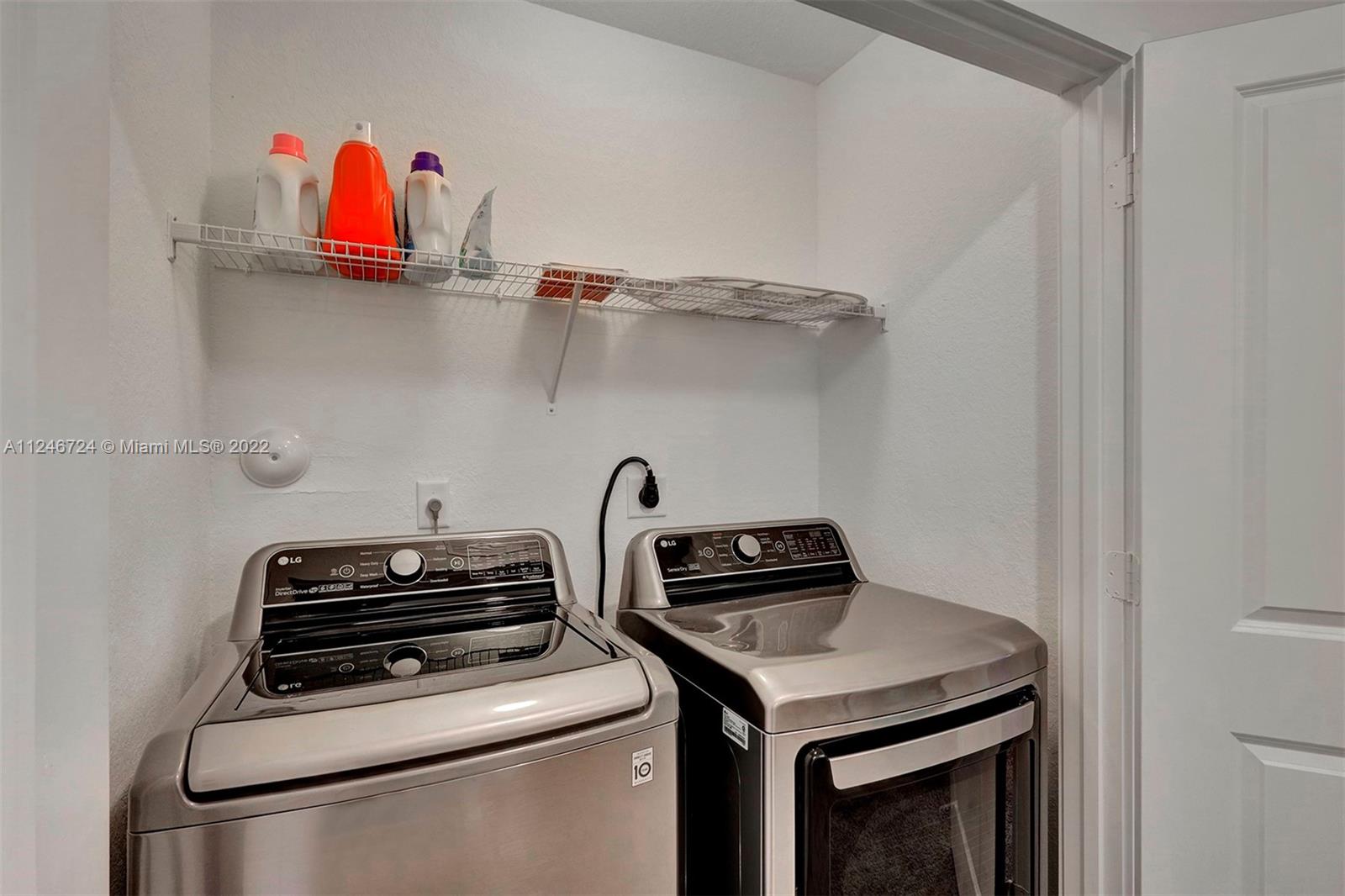 WALDEN PLACE II - Residential