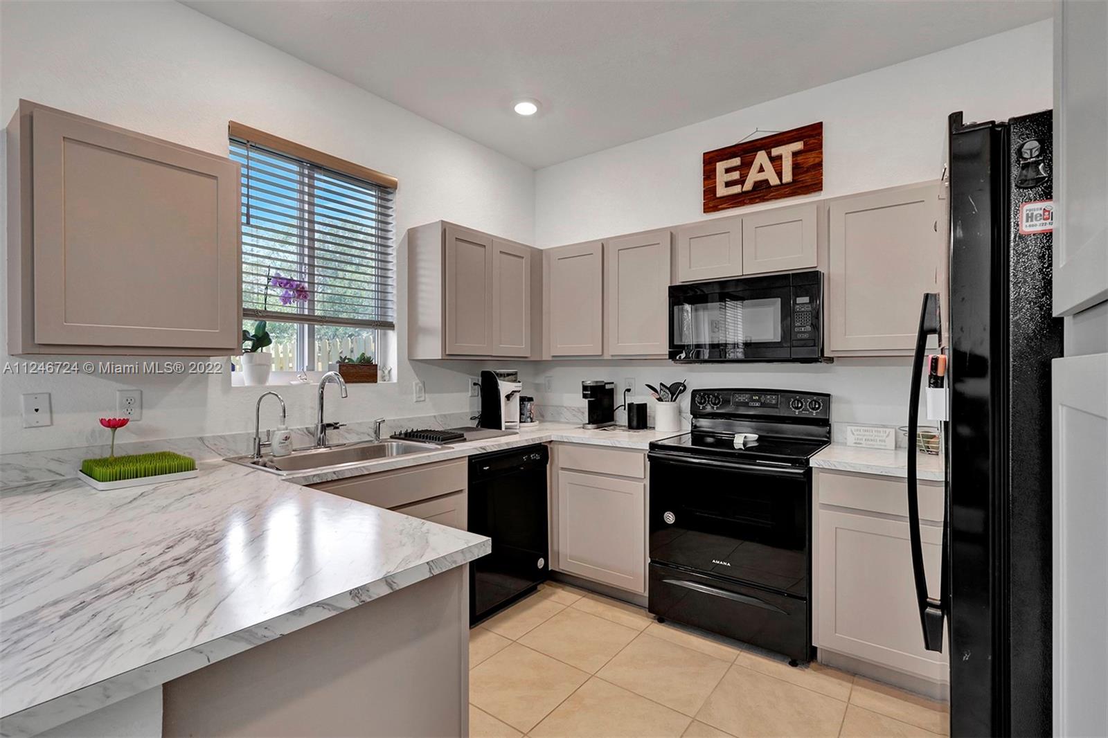 WALDEN PLACE II - Residential